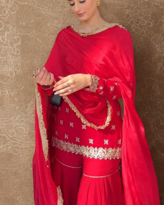 Scarlet Serenade Sharara