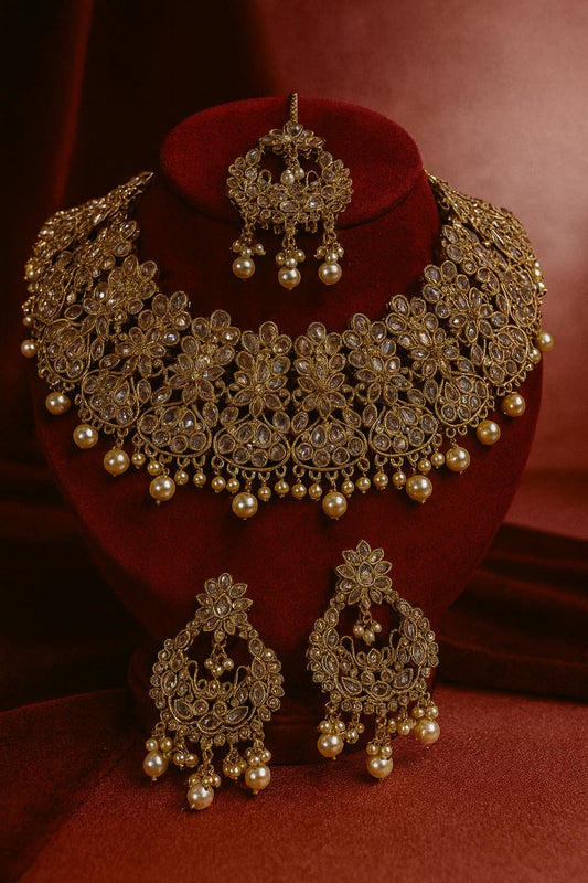 The Amani Champagne Set